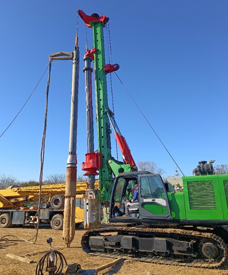 Vibroflot hidráulico con 176 KW de potencia del motor reajustado a la plataforma clave para el éxito de la mejora del suelo